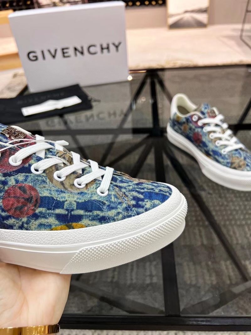 Givenchy Sneakers